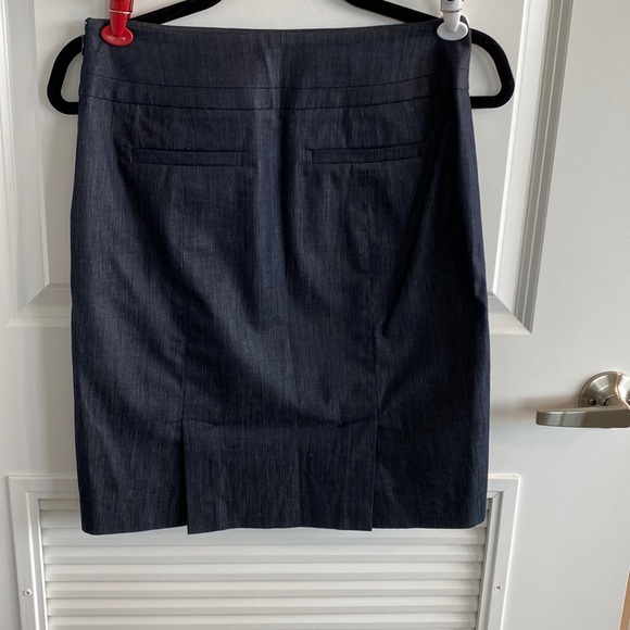 LOFT Petite Skirt - Picture 2 of 9